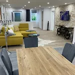 Aussergewoehnliche Kellerloft * Ίνσμπρουκ