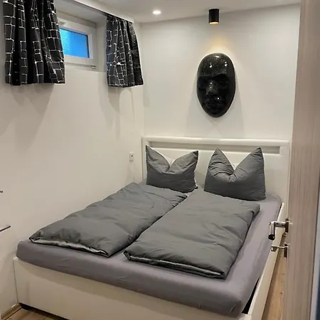 Aussergewoehnliche Kellerloft Apartmán Innsbruck