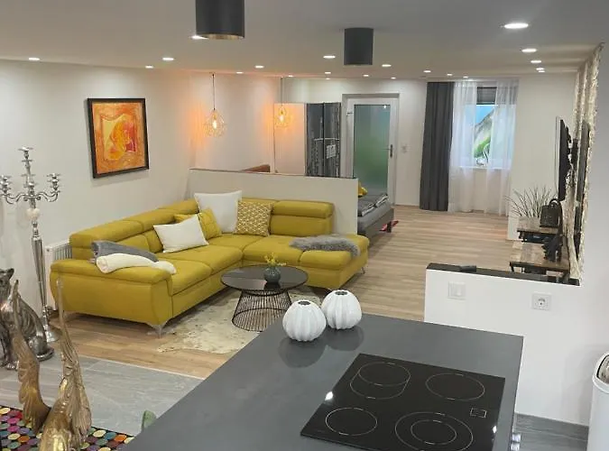 Aussergewoehnliche Kellerloft 公寓