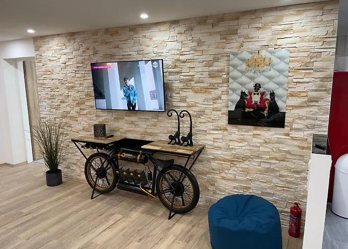 公寓 Aussergewoehnliche Kellerloft 因斯布鲁克