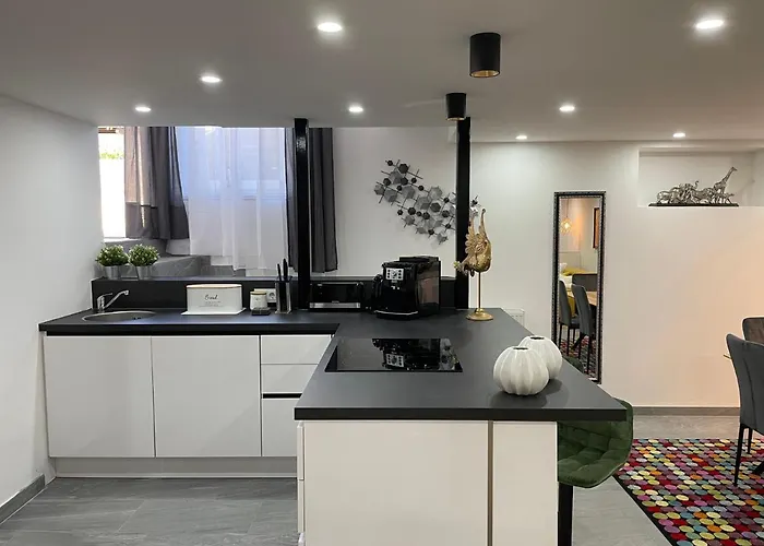 Aussergewoehnliche Kellerloft * إنسبروك